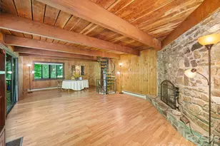 552 N Fork Rd, Burnsville, NC 28714 - Photo 12