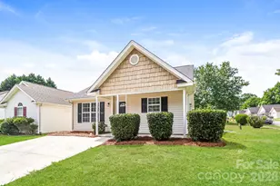 4135 Canyon Creek Ln, Charlotte, NC 28216 - Photo 2