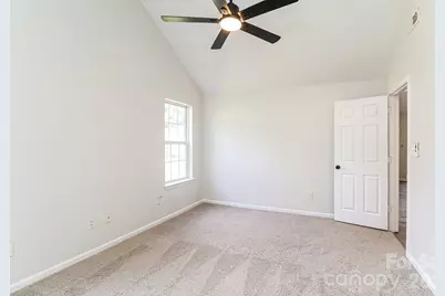 4135 Canyon Creek Lane, Charlotte, NC 28216 - Photo 8