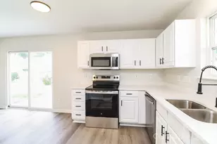 4135 Canyon Creek Ln, Charlotte, NC 28216 - Photo 6