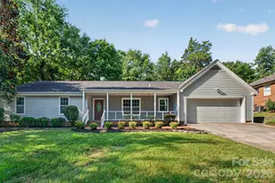 3909 Carmel Forest Dr, Charlotte, NC 28226 - Photo 1