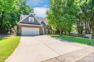 1562 Matthews Dr, Rock Hill, SC 29732 - Photo 2