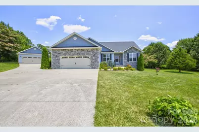 122 Cheraw Lane, Flat Rock, NC 28731 - Photo 1