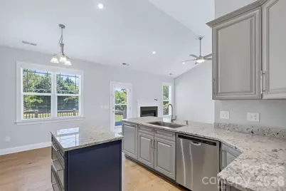 122 Cheraw Lane, Flat Rock, NC 28731 - Photo 8