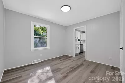 6820 Barrington Drive, Charlotte, NC 28215 - Photo 4