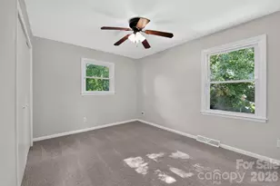 6820 Barrington Dr, Charlotte, NC 28215 - Photo 12