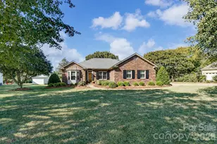 246 Canvasback Rd, Mooresville, NC 28117 - Photo 2