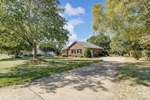 246 Canvasback Rd, Mooresville, NC 28117 - Photo 6