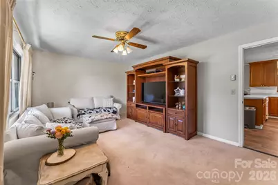 118 Hoover Street NW, Lenoir, NC 28645 - Photo 8