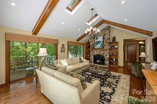 117 Tarnhill Dr, Flat Rock, NC 28731 - Photo 10