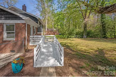 5412 Milhaven Lane, Charlotte, NC 28269 - Photo 34
