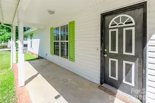 386 Sutton Springs Rd, York, SC 29745 - Photo 2