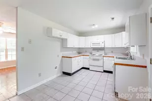 386 Sutton Springs Rd, York, SC 29745 - Photo 8
