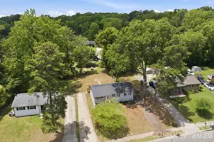 9401 Feldbank Dr, Charlotte, NC 28216 - Photo 36