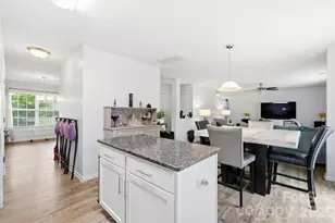 8502 Mansell Ct, Charlotte, NC 28215 - Photo 8