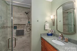 3201 St Augustine Pl, Asheville, NC 28805 - Photo 18