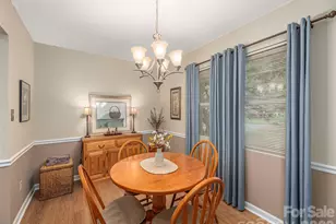 3201 St Augustine Pl, Asheville, NC 28805 - Photo 10