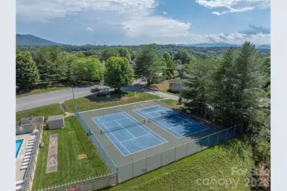 3201 Saint Augustine Place, Asheville, NC 28805 - Photo 28