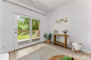 20 Timberlake Dr, Asheville, NC 28803 - Photo 16