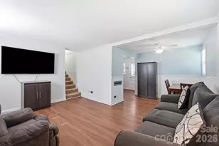 233 Scottie Pl, Charlotte, NC 28217 - Photo 2