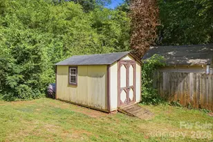 233 Scottie Pl, Charlotte, NC 28217 - Photo 20