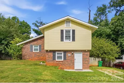 233 Scottie Place, Charlotte, NC 28217 - Photo 1