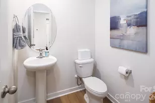 6600 Barcelona Wy, Charlotte, NC 28214 - Photo 30