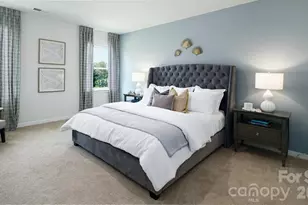 6600 Barcelona Wy, Charlotte, NC 28214 - Photo 12
