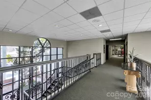 2101 Sardis Rd N, Charlotte, NC 28227 - Photo 18