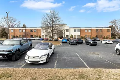 2101 Sardis Road N #206A, Charlotte, NC 28227 - Photo 2