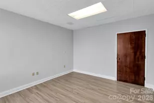 2101 Sardis Rd N, Charlotte, NC 28227 - Photo 28