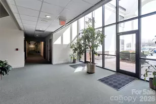 2101 Sardis Rd N, Charlotte, NC 28227 - Photo 16