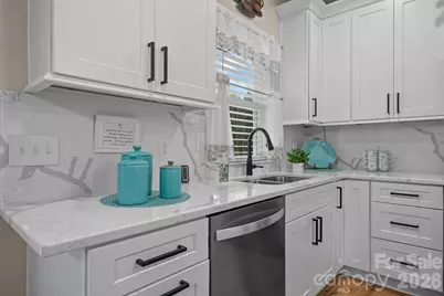 2026 Crestdale Lane, Newton, NC 28658 - Photo 10
