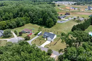 2026 Crestdale Ln, Newton, NC 28658 - Photo 46