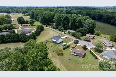 2026 Crestdale Lane, Newton, NC 28658 - Photo 44