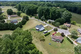 2026 Crestdale Ln, Newton, NC 28658 - Photo 44
