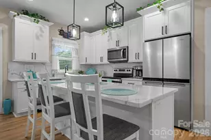 2026 Crestdale Ln, Newton, NC 28658 - Photo 8