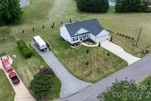 2026 Crestdale Ln, Newton, NC 28658 - Photo 40
