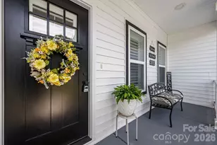 2026 Crestdale Ln, Newton, NC 28658 - Photo 2