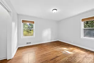 107 Wilshire Dr, Asheville, NC 28806 - Photo 14