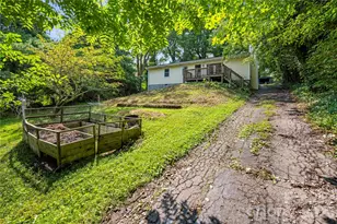 107 Wilshire Dr, Asheville, NC 28806 - Photo 24