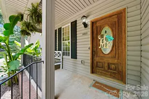1395 Robinhood Dr, Morganton, NC 28655 - Photo 2