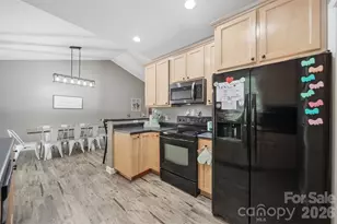 1395 Robinhood Dr, Morganton, NC 28655 - Photo 18