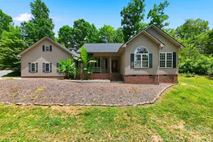 1395 Robinhood Dr, Morganton, NC 28655 - Photo 1