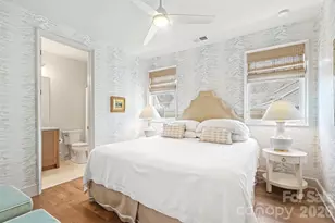 2310 Beverly Dr, Charlotte, NC 28207 - Photo 30
