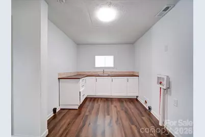 2300 Kennesaw Drive, Charlotte, NC 28216 - Photo 12
