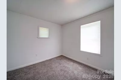 2300 Kennesaw Drive, Charlotte, NC 28216 - Photo 16
