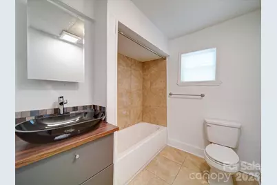 2300 Kennesaw Drive, Charlotte, NC 28216 - Photo 10