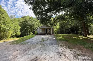 1312 Meadowlane Dr NW, Lenoir, NC 28645 - Photo 18