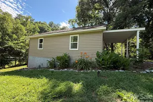 1312 Meadowlane Dr NW, Lenoir, NC 28645 - Photo 16